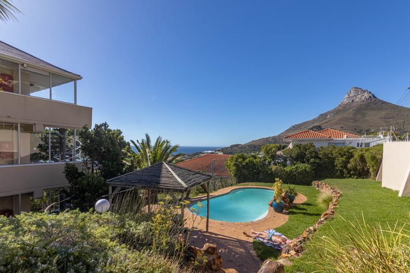 2 Bedroom Property for Sale in Camps Bay Western Cape